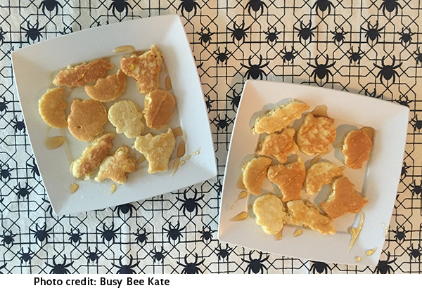 halloween-cutout-pancakes