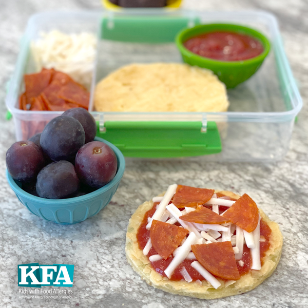 Allergy-friendly Lunchables-style cold mini pizzas and grapes