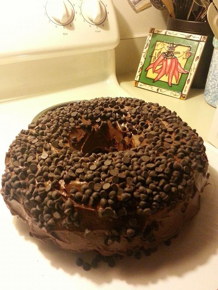 Triple chocolate cake with NO nuts (tn or pn)